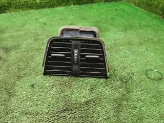 дефлектор обдува салона Skoda Octavia 3 поколение (A7) 2013, 1.8 л., бензин, МКПП, лифтбэк, 5E0819203A