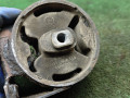 подушка крепления двигателя Volkswagen Golf 2 поколение 1989, 1.3 л., бензин, МКПП, хетчбэк 3 дв., 191199262A - фото №2