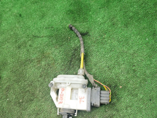 активатор (привод) замка двери задней левой Volkswagen Passat B4 1995, 2.0 л., бензин, МКПП, универсал