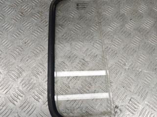 стекло двери задней правой Lada 2121 Niva 1 поколение [рестайлинг] 2013, 1.7 л., бензин, МКПП, внедорожник 5 дв.