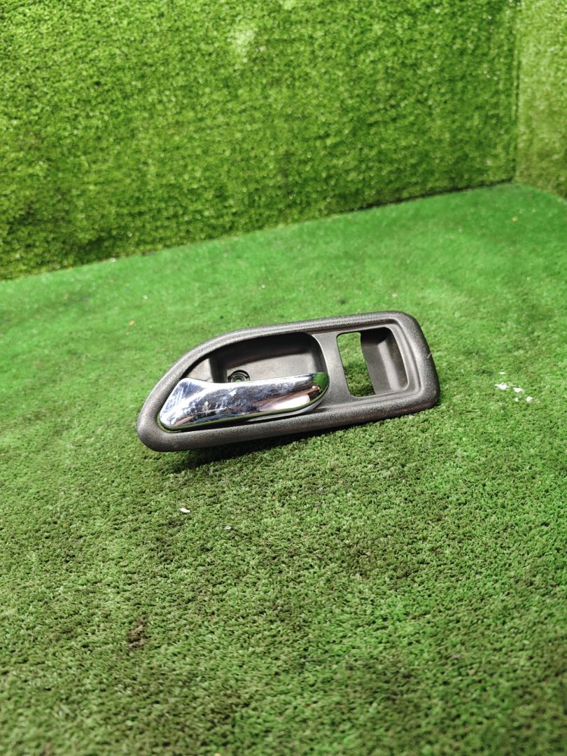 ручка внутренняя задняя левая Great Wall Hover 1 поколение 2008, 2.4 л., бензин, МКПП, внедорожник 5 дв. - фото №1