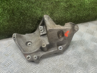 кронштейн компрессора кондиционера Opel Vectra B 1999, 1.6 л., X 16 XEL, бензин, МКПП, хетчбэк 5 дв., 90528682