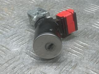 замок зажигания Renault Duster 1 поколение [рестайлинг] 2017, 2.0 л., бензин, МКПП, внедорожник 5 дв., полный привод