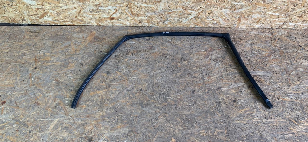 уплотнитель двери Great Wall Hover 1 поколение 2008, 2.4 л., бензин, МКПП, внедорожник 5 дв. - фото №1