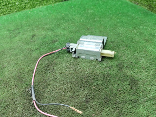 активатор замка крышки топливного бака Opel Sintra 1 поколение 1998, 2.2 л., Y 22 DTH, дизель, МКПП, минивэн