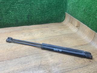 амортизатор крышки багажника (3-5 двери) Ford Ka 1 поколение 1998, 1.0 л., бензин, МКПП, хетчбэк 5 дв.