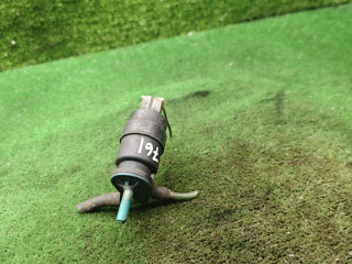 насос (моторчик) омывателя стекла Volkswagen Passat B3 1990, 1.9 л., TDi, дизель, МКПП, универсал