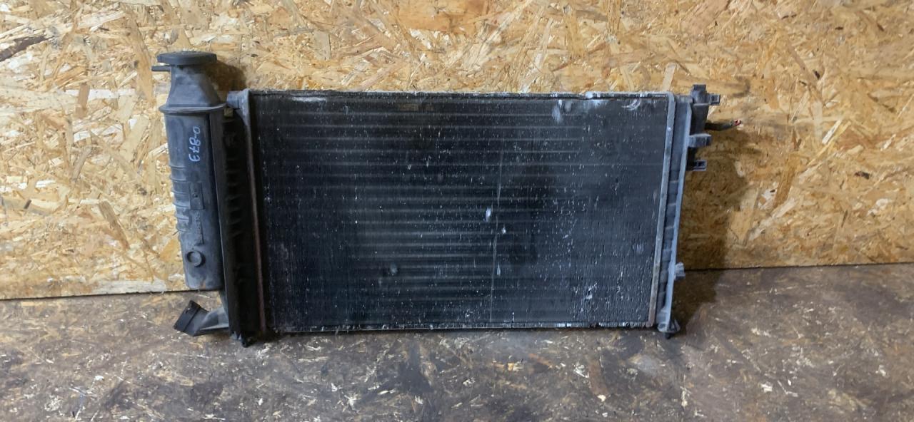 радиатор (основной) Citroen Xsara 1 поколение 1999, 1.8 л., LFY (XU7JP4), бензин, МКПП, универсал - фото №1