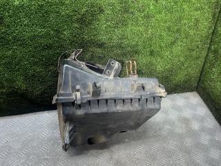 корпус воздушного фильтра Mazda MPV LW 2002, 1.8 л., бензин, МКПП, минивэн