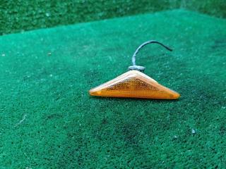 повторитель поворота на крыле левый Ford Mondeo 3 поколение 2002, 2.0 л., дизель, АКПП, хетчбэк 5 дв.