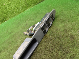 блок управления стеклоподъемниками Toyota Picnic 1 поколение XM10 2001, 2.2 л., 3C-TE, дизель, МКПП, минивэн, 84820-44020