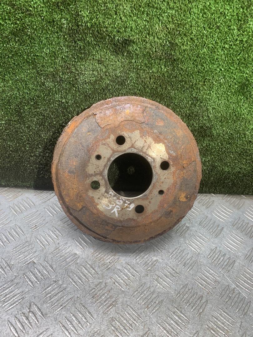 барабан тормозной Hyundai Accent 2 поколение (LC) 2000, 1.3 л., бензин, МКПП, хетчбэк 3 дв. - фото №1