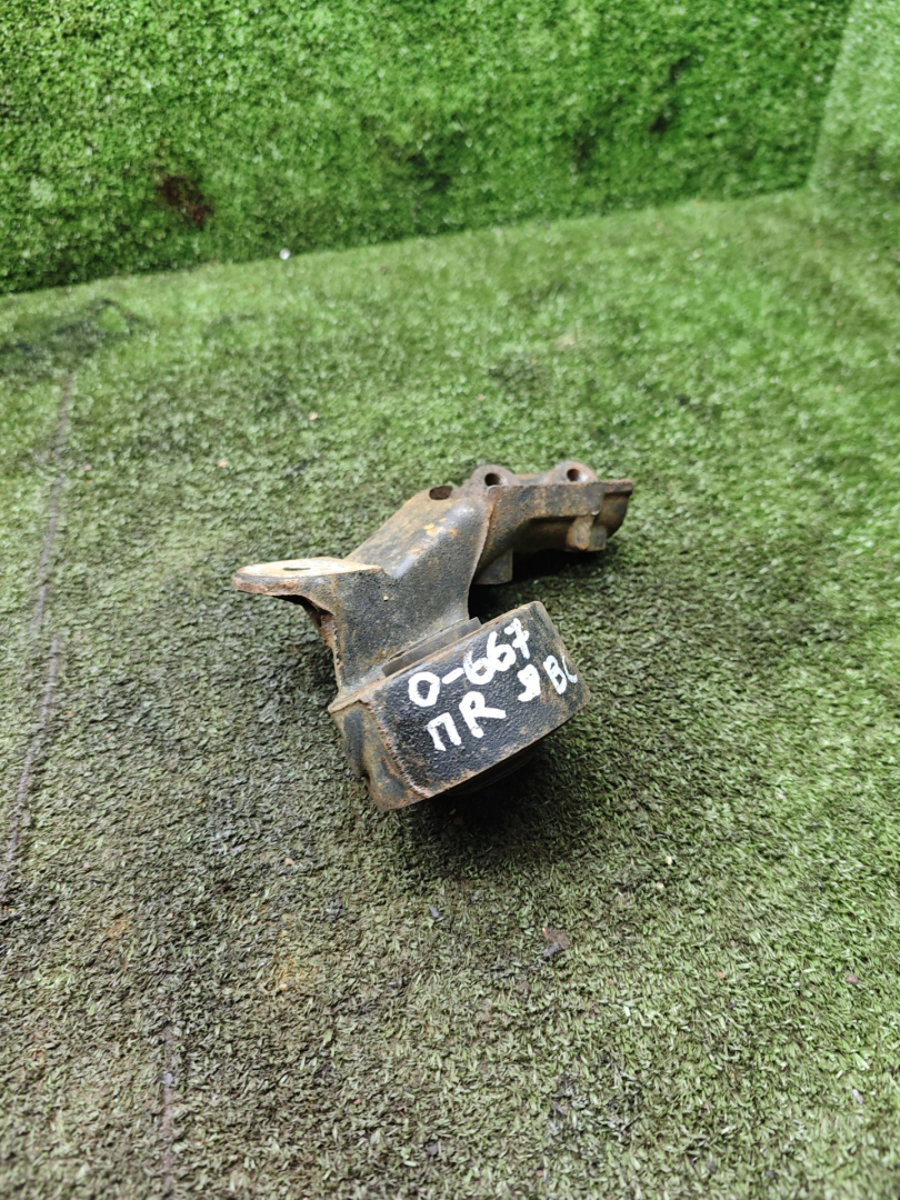 подушка крепления двигателя Peugeot 406 1 поколение 1998, 2.0 л., бензин, МКПП, универсал - фото №1