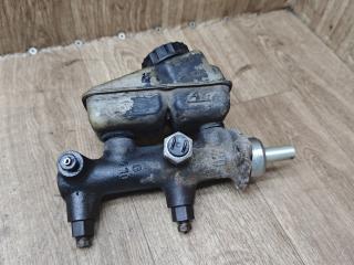 цилиндр тормозной главный Volkswagen Passat B2 1987, 1.9 л., дизель, МКПП, хетчбэк 5 дв.