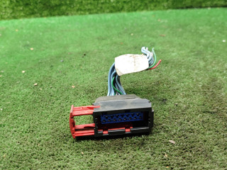 реле бензонасоса Citroen Xantia 1 поколение [рестайлинг] 2000, 2.0 л., бензин, МКПП, хетчбэк 5 дв., 240104