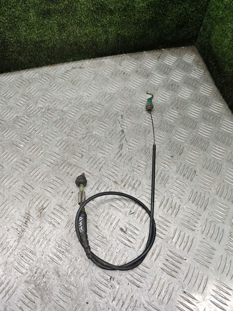 трос газа Volkswagen Golf 2 поколение 1990, 1.8 л., бензин, МКПП, хетчбэк 3 дв. - фото №1