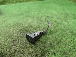 кнопка аварийной сигнализации Volkswagen Polo Sedan 1 поколение [рестайлинг] 2019, 1.6 л., бензин, МКПП, седан, 6RO953509B