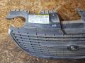решетка радиатора Chrysler Town and Country 4 поколение 2002, 3.8 л., бензин, АКПП, минивэн, 4857300AA, 4857292AA - фото №2