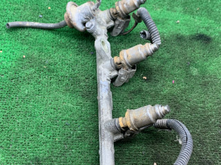 форсунка Toyota Corolla 7 поколение (E100) 1995, 1.6 л., 4A-FE, бензин, МКПП, хетчбэк 3 дв., 2325016150