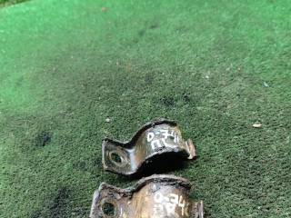 крепление стабилизатора / втулки стабилизатора Renault Scenic 1 поколение 1998, 1.6 л., бензин, МКПП, минивэн