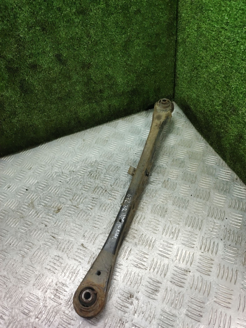 рычаг задний правый Ford Mondeo 3 поколение 2002, 2.0 л., дизель, АКПП, хетчбэк 5 дв. - фото №1