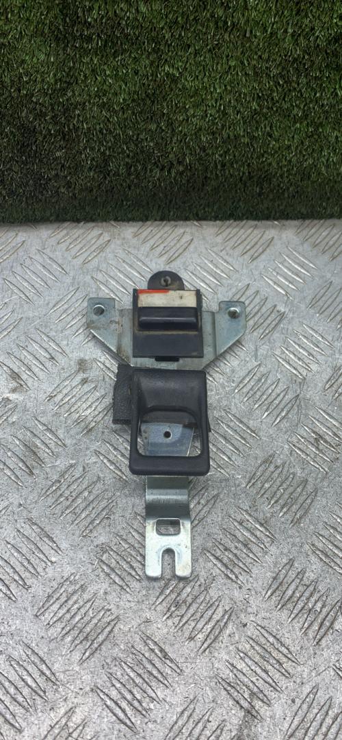 ручка крышки багажника Hyundai Galloper 2 поколение 1998, 2.5 л., дизель, МКПП, внедорожник 5 дв. - фото №1