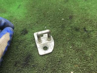 замок двери задней правой Renault Logan 2 поколение [рестайлинг] 2019, 1.6 л., бензин, МКПП, седан, 715R0A199B19