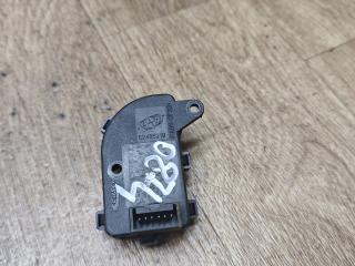 моторчик заслонки печки Renault Laguna 2 поколение 2002, 1.9 л., дизель, МКПП, хетчбэк 5 дв., 52485219