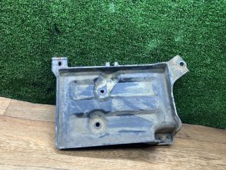 полка аккумулятора Mazda MPV LW 2002, 1.8 л., бензин, МКПП, минивэн, LC6256041