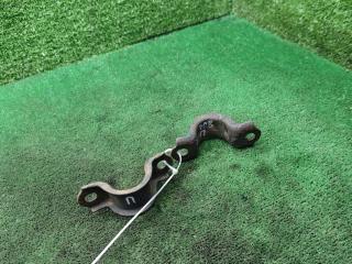 крепление стабилизатора / втулки стабилизатора Hyundai H-1 Starex [рестайлинг] 2004, 2.5 л., дизель, МКПП, микроавтобус