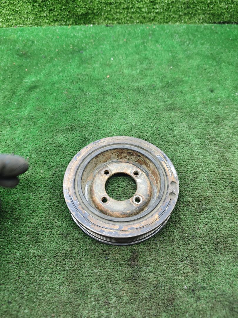 шкив коленвала Opel Sintra 1 поколение 1997, 2.2 л., бензин, МКПП, минивэн, 90469102CF - фото №1