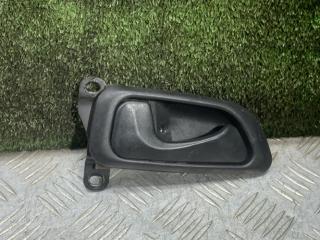 ручка внутренняя задняя левая Hyundai Galloper 2 поколение 1998, 2.5 л., дизель, МКПП, внедорожник 5 дв.