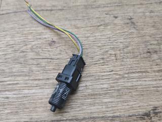 Датчик педали тормоза (лягушка) Renault Safrane 1 поколение [рестайлинг] 1996, 2.2 л., дизель, МКПП, хетчбэк 5 дв.