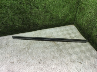 молдинг стекла Lada Vesta 1 поколение 2023, 1.6 л., бензин, МКПП, седан