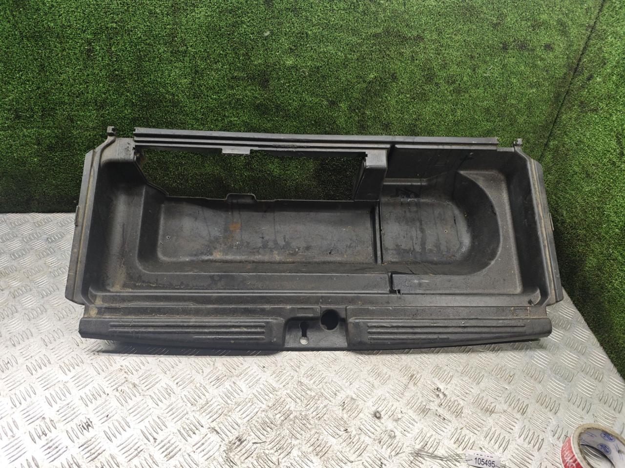 ящик под инструменты Hyundai Santamo 1 поколение 1997, 2.0 л., бензин, МКПП, минивэн - фото №1
