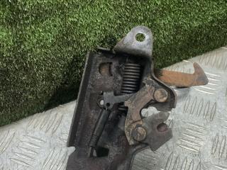 замок капота Hyundai Galloper 2 поколение 1998, 2.5 л., дизель, МКПП, внедорожник 5 дв.