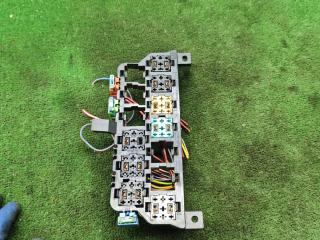 блок предохранителей Skoda Superb 1 поколение 2006, 2.8 л., бензин, АКПП, седан, 8D0937503E