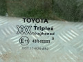 стекло двери передней правой Toyota Carina E 1 поколение T190 1997, 2.0 л., 3S-FE, бензин, МКПП, универсал - фото №2