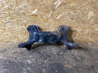 балка подвески передняя (подрамник) Toyota Avensis 1 поколение (T220) [рестайлинг] 2001, 2.0 л., дизель, МКПП, универсал