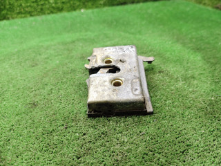 замок двери передней правой Volkswagen Passat B3 1990, 1.9 л., TDi, дизель, МКПП, универсал