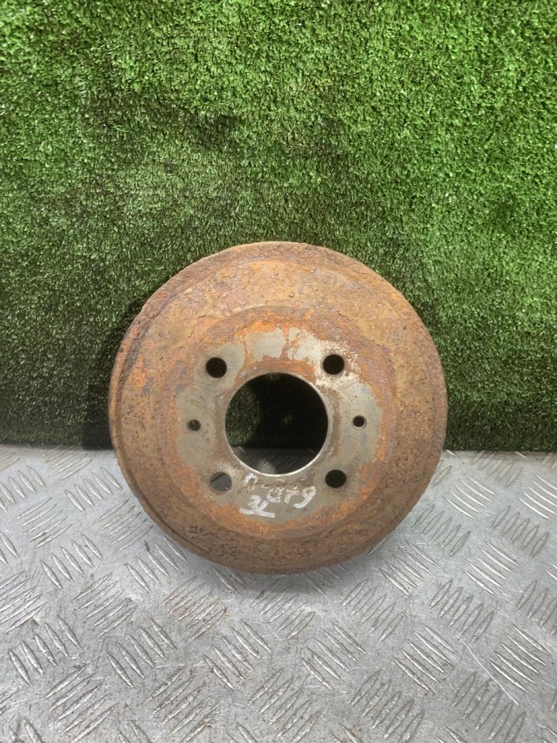 барабан тормозной Hyundai Accent 2 поколение (LC) 2000, 1.3 л., бензин, МКПП, хетчбэк 3 дв. - фото №1