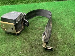 ремень безопасности Audi 80 B2 1984, 1.6 л., бензин, МКПП, седан