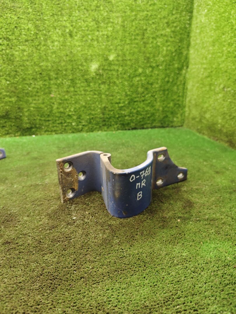 петля двери Mercedes-Benz T1 207-210D W601 1995, 2.3 л., дизель, МКПП, микроавтобус - фото №1