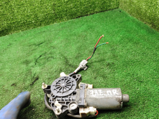 моторчик стеклоподъемника передний правый Toyota Carina E 1 поколение T190 1997, 2.0 л., 3S-FE, бензин, МКПП, универсал