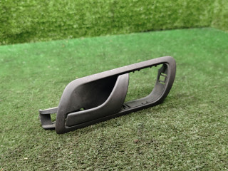 ручка внутренняя передняя левая Skoda Fabia 1 поколение [рестайлинг] 2007, 1.2 л., бензин, МКПП, седан, 6Y0837247