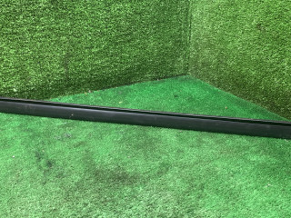 молдинг стекла задней правой Renault Duster 1 поколение [рестайлинг] 2017, 2.0 л., бензин, МКПП, внедорожник 5 дв., полный привод