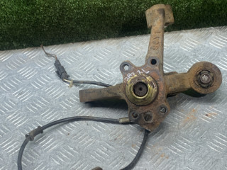 кулак задний левый Hyundai Accent 1 поколение (X3) 1995, 1.5 л., бензин, МКПП, хетчбэк 3 дв.