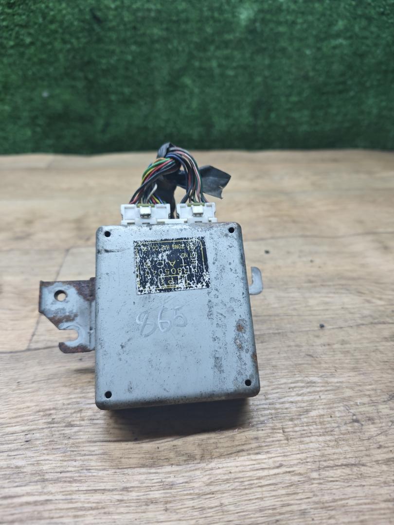 блок управления (другие) Hyundai Galloper 2 поколение 1998, 2.5 л., дизель, МКПП, внедорожник 5 дв., HR805040 - фото №1