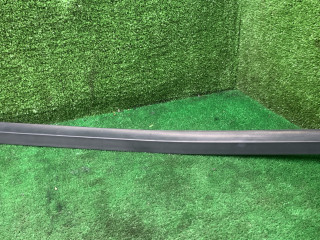 молдинг стекла задней правой Renault Duster 1 поколение [рестайлинг] 2017, 2.0 л., бензин, МКПП, внедорожник 5 дв., полный привод