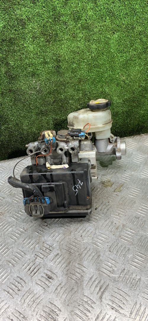 блок ABS Opel Sintra 1 поколение 1998, 2.2 л., Y 22 DTH, дизель, МКПП, минивэн, 18023079, 82740203 - фото №1